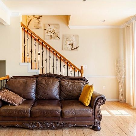 Luxurious And Cozy Room In Washington Dc Bagian luar foto