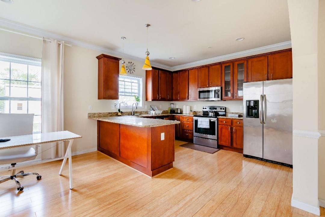 Luxurious And Cozy Room In Washington Dc Bagian luar foto